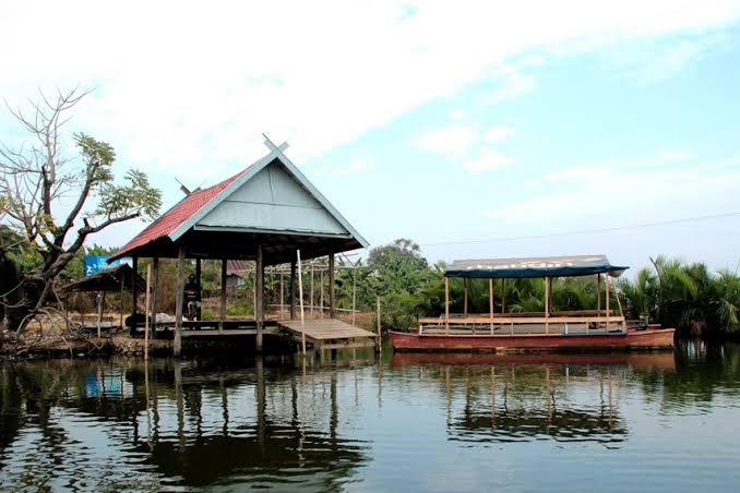 Pulau Wisata Lakkang