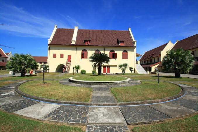 Benteng Rotterdam Makassar