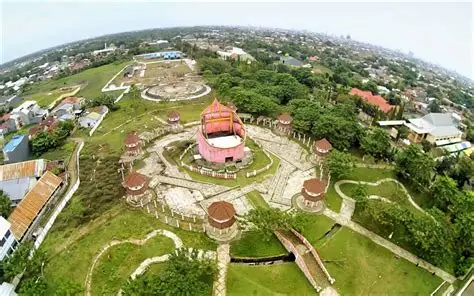Kompleks Makam Raja-Raja Tallo