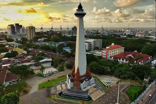 Monumen Mandala