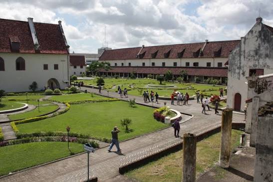 Benteng Rotterdam Makassar